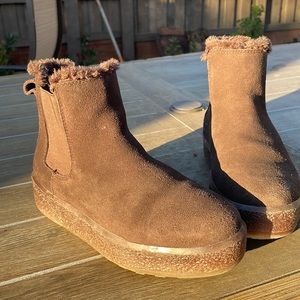 Madewell The Toasty Chelsea pull on in suede